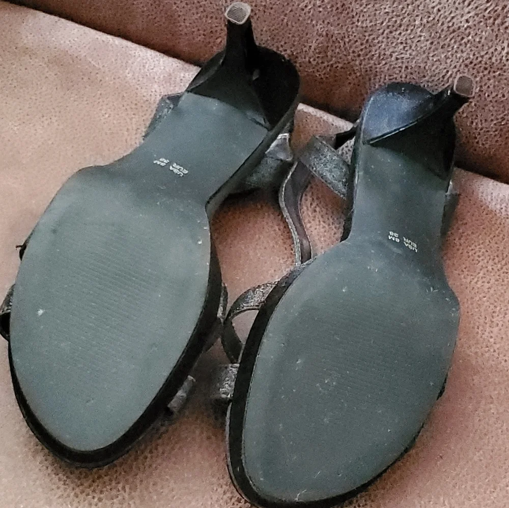 Touch of Nina glittery black dress heels size 8