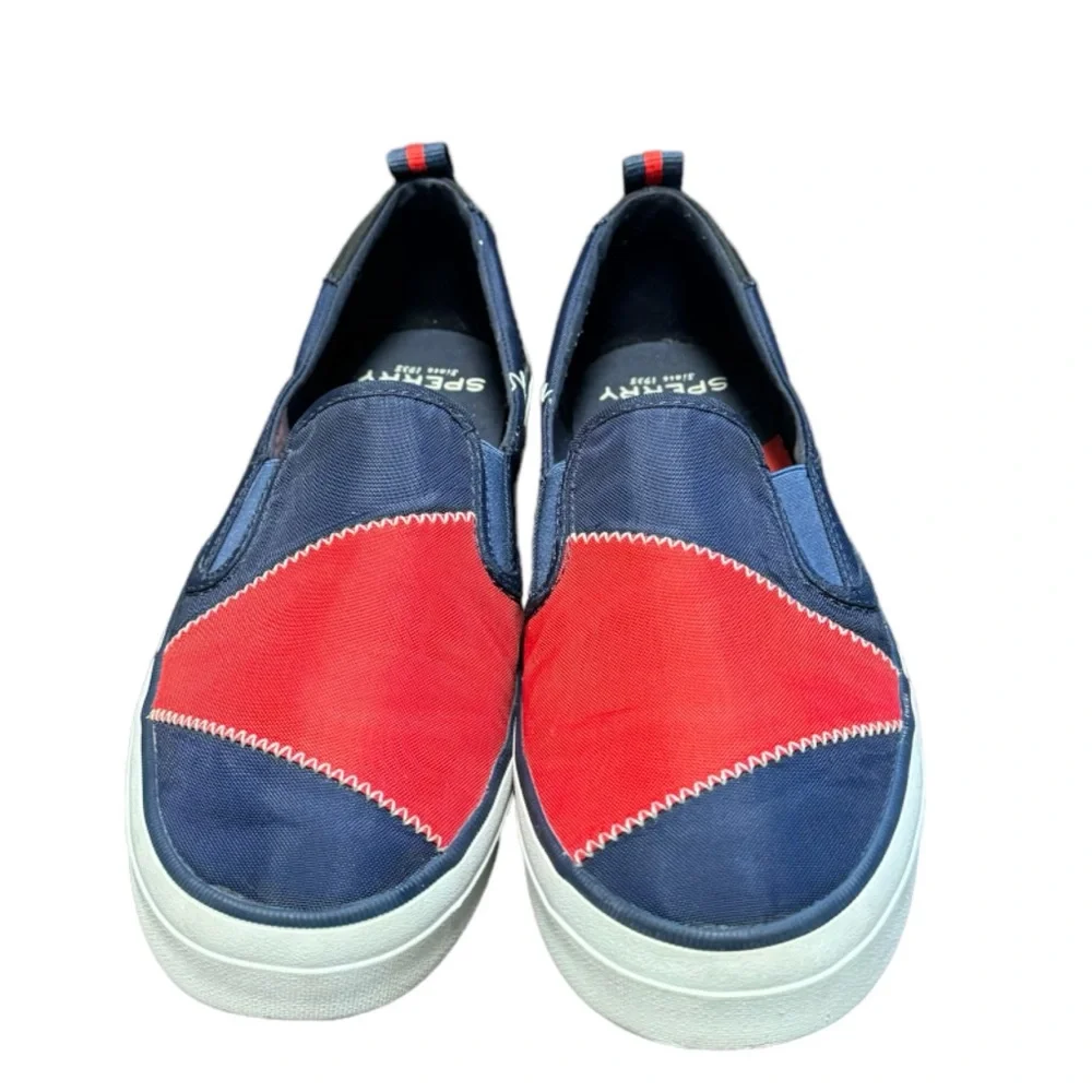 Sperry Women’s Crest Twin Gore Bionic Navy/Red Sneakers Size 9.5