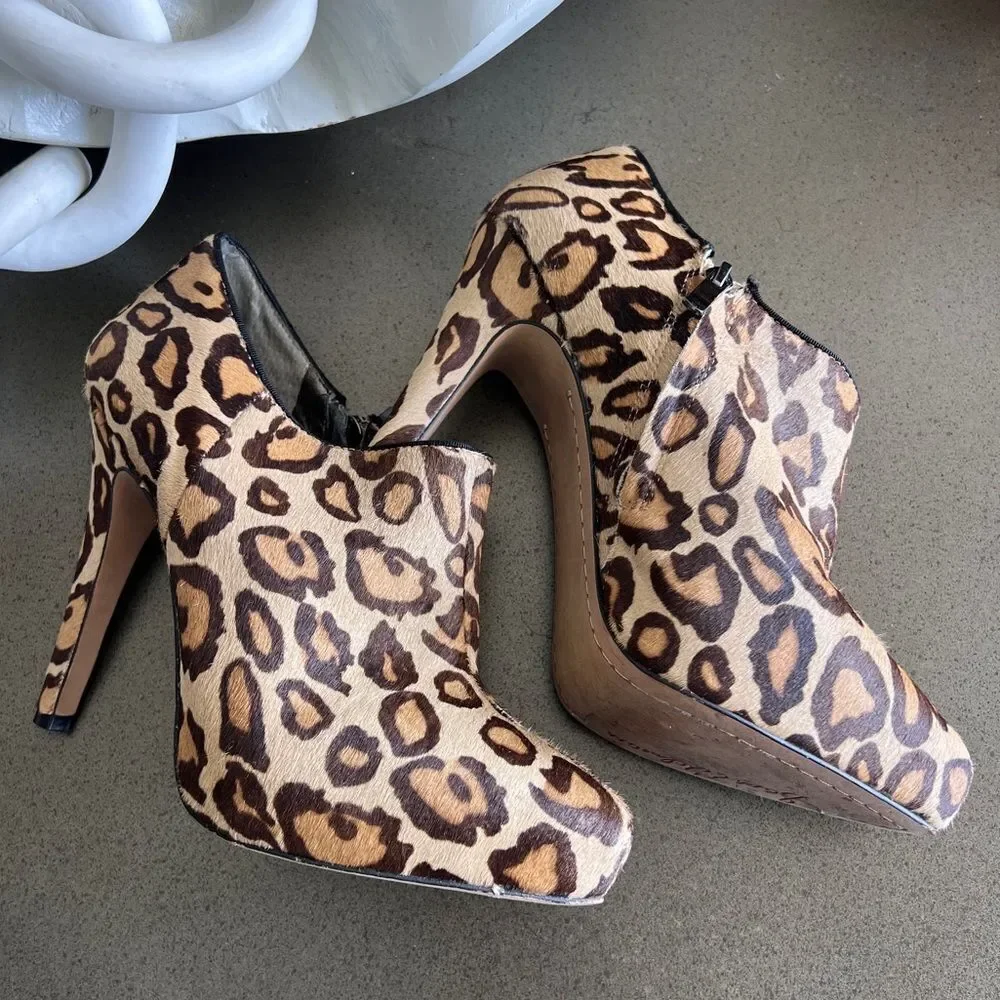 Sam Edelman step out