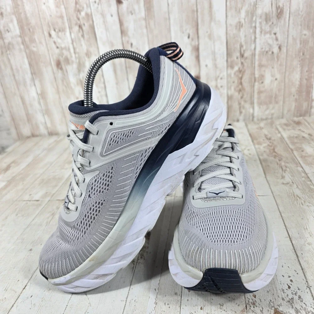 Hoka One One hoka one