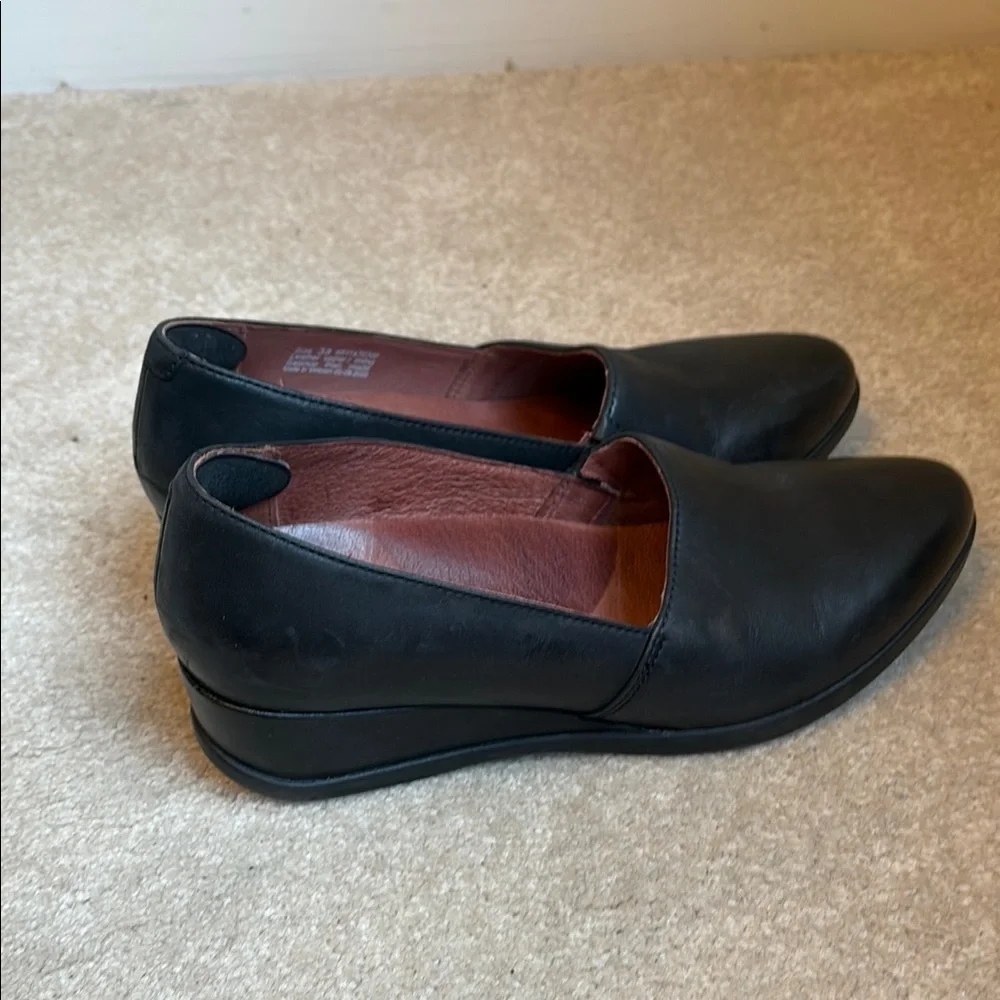 Dansko step into