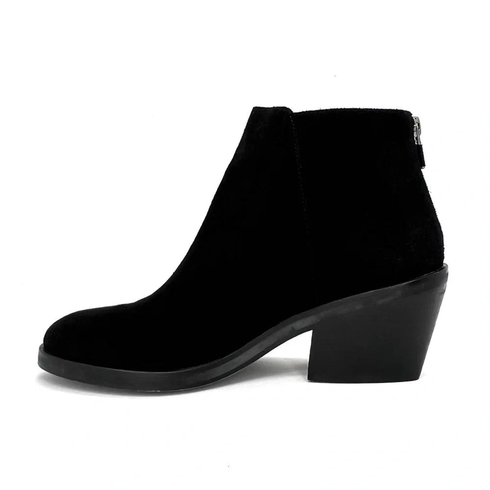 Eileen Fisher brand eileen
