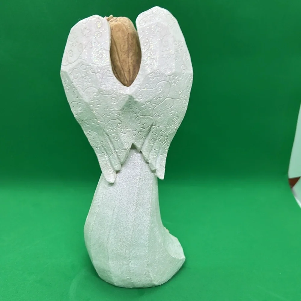 ENESCOC BY KAREN HAHN Angel  Holding Ring Pillow 