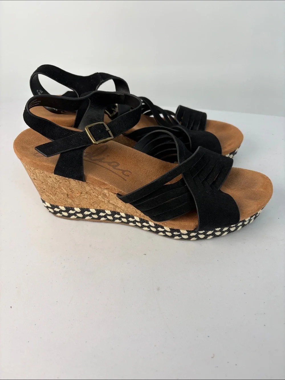 Zodiac stylish wedge
