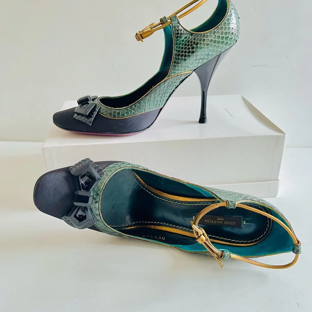Louis Vuitton gorgeous green