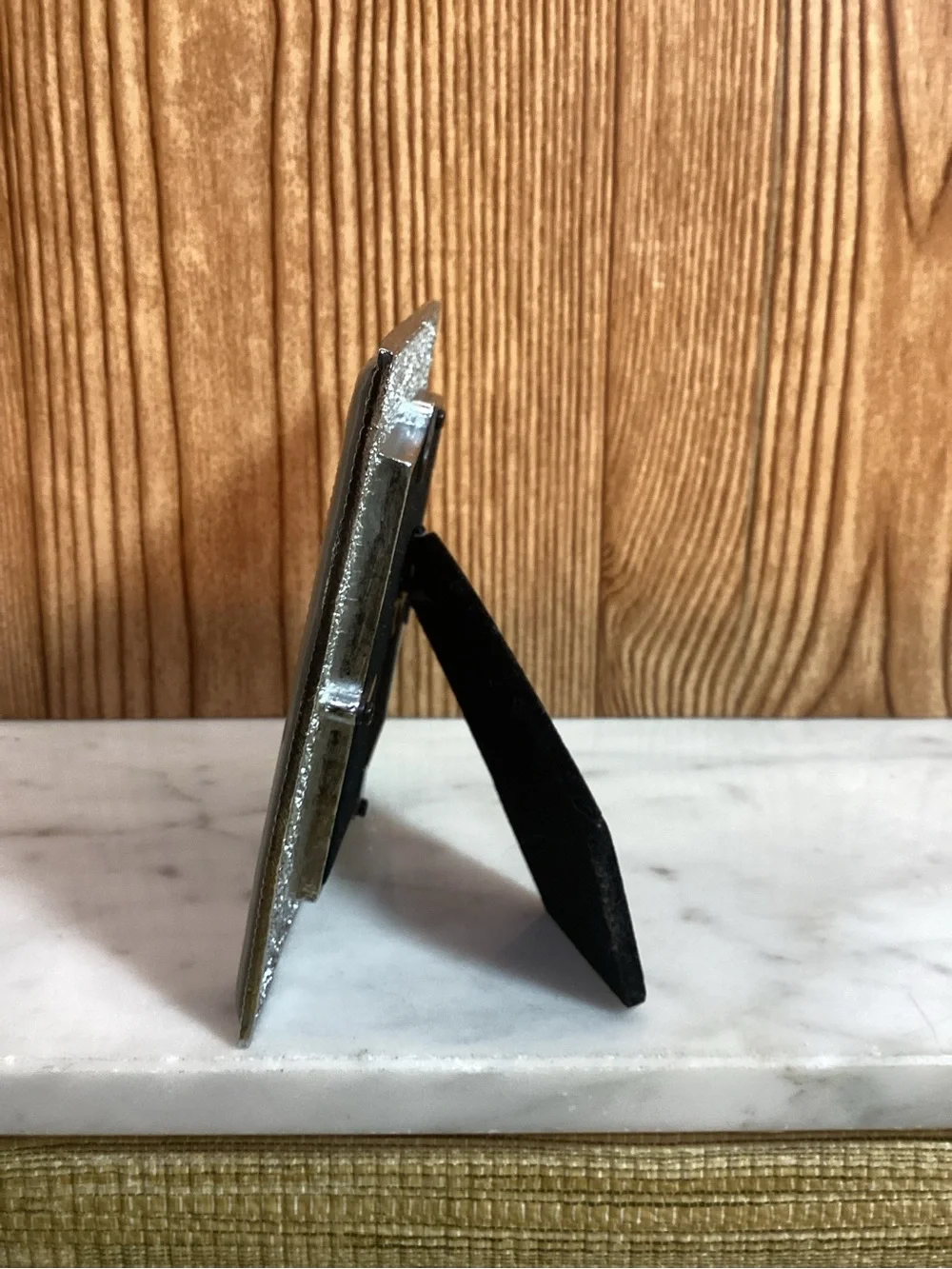 N/A stylish square