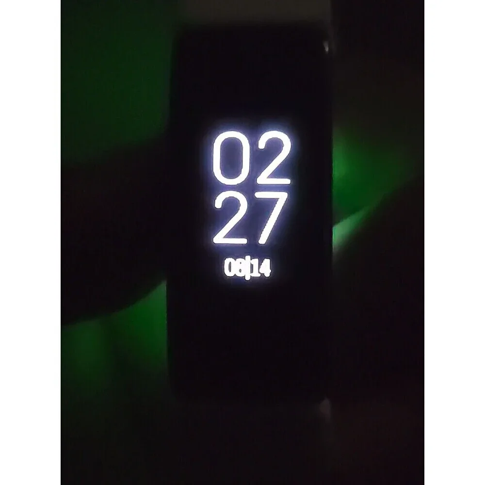 fitbit item shows