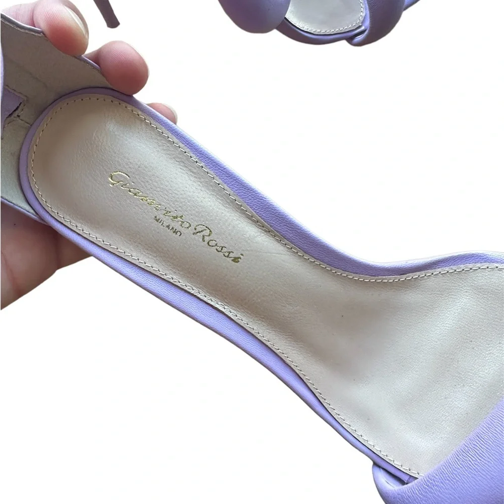 Gianvito Rossi elegant single