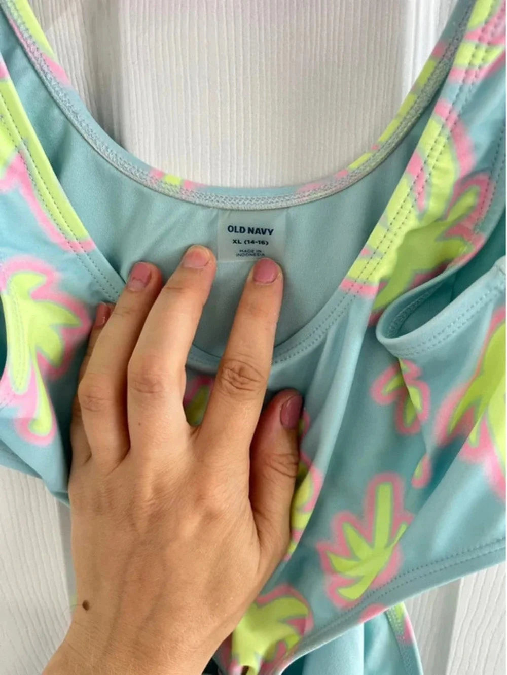 XL Girls summer swimming suite bow sides open one piece