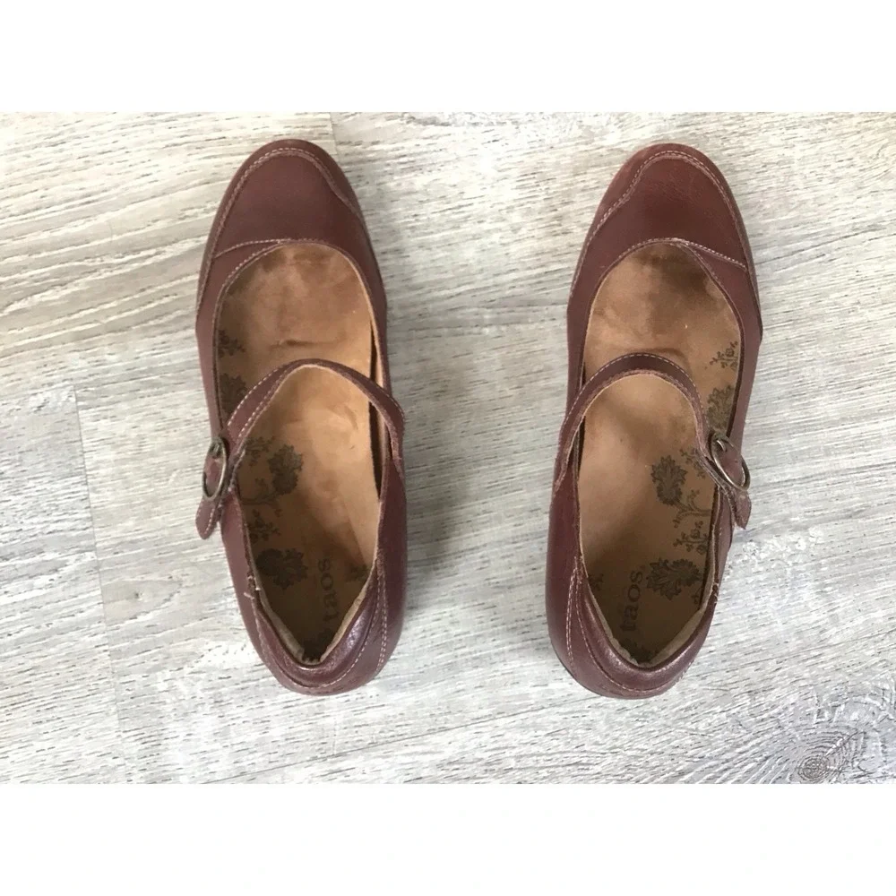 Taos Footwear within selling by