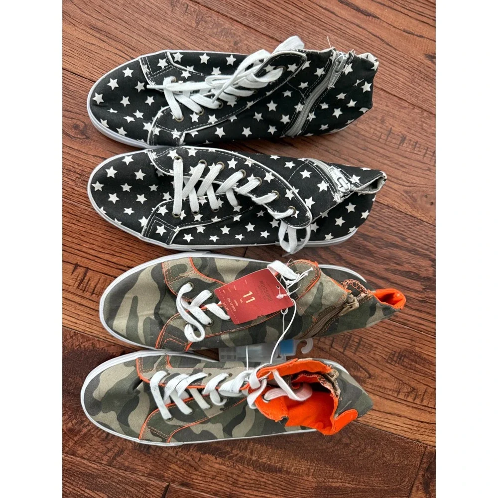 Lot of 2 High Top Sneakers Camo Star Print Size 11 Y2K Emo Grunge Skater