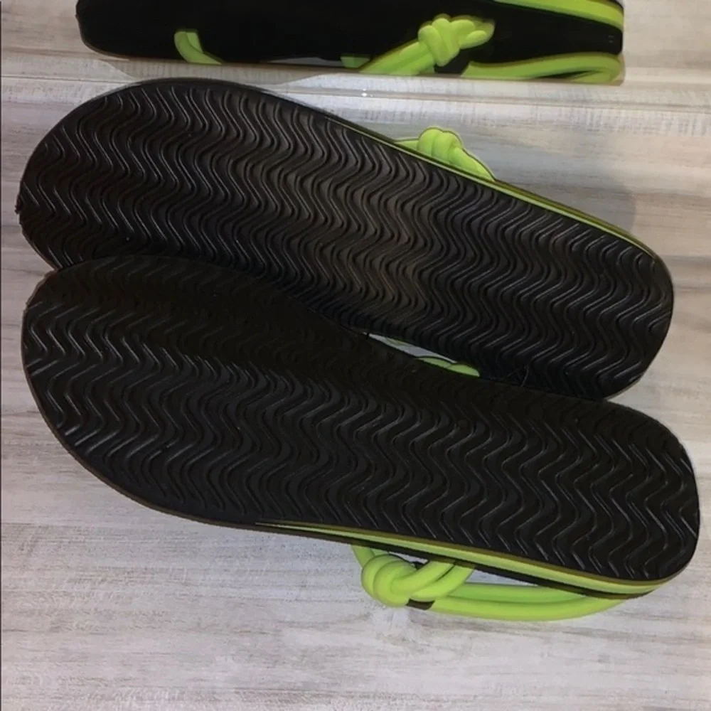 Urban Outfitters new tags