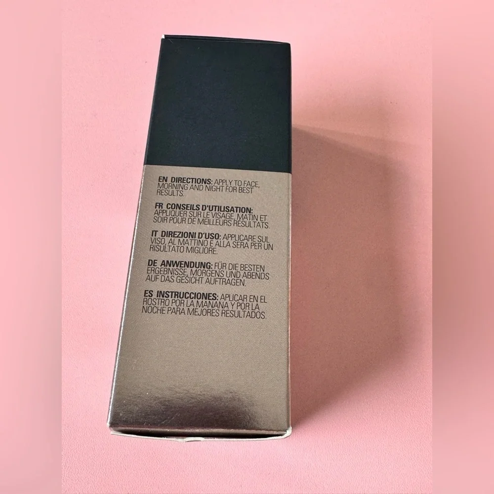 Makeup Revolution key looking