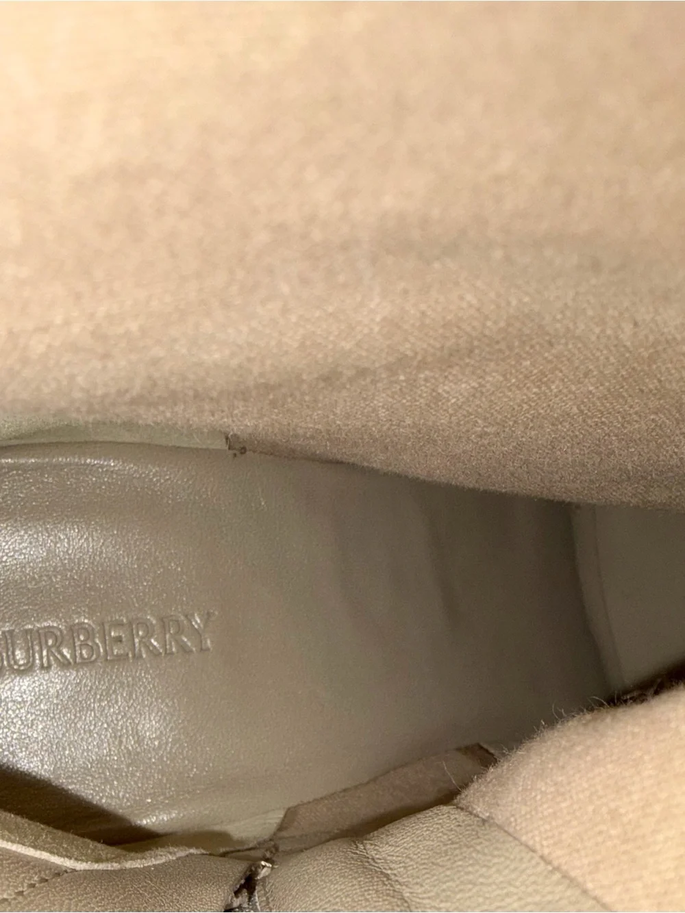 Burberry dust lambskin
