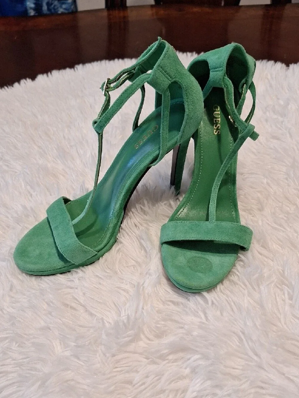 Guess stylish sandals