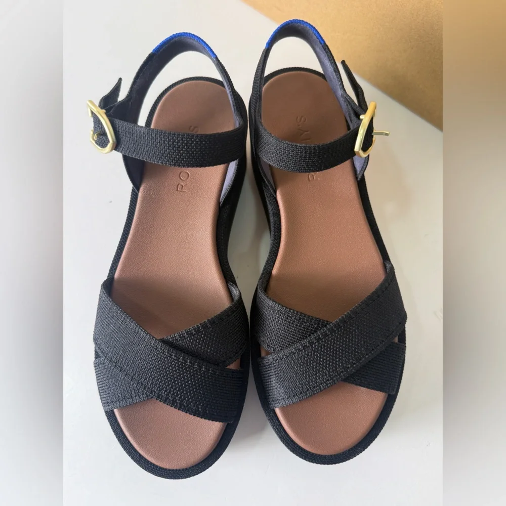 Rothys reposhing this