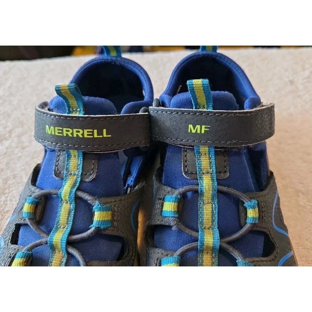 Merrell young active