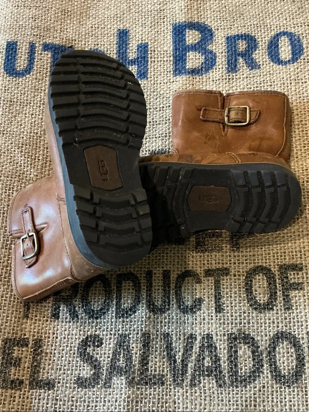 UGG classic ankle