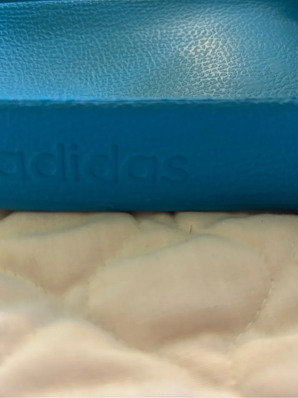 adidas classic slide