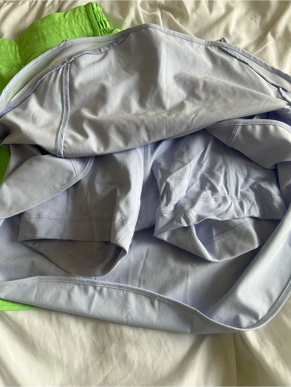 lululemon athletica excellenct conditions