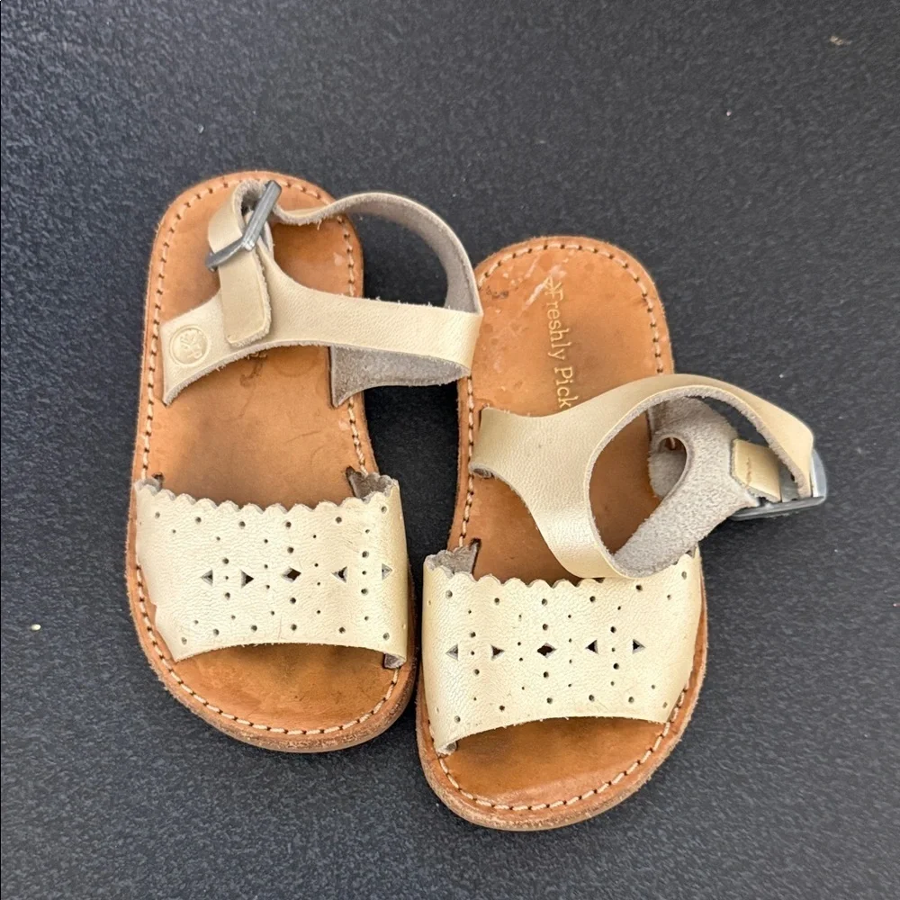 Freshly Picked Kids Sandals - Tan and Cream