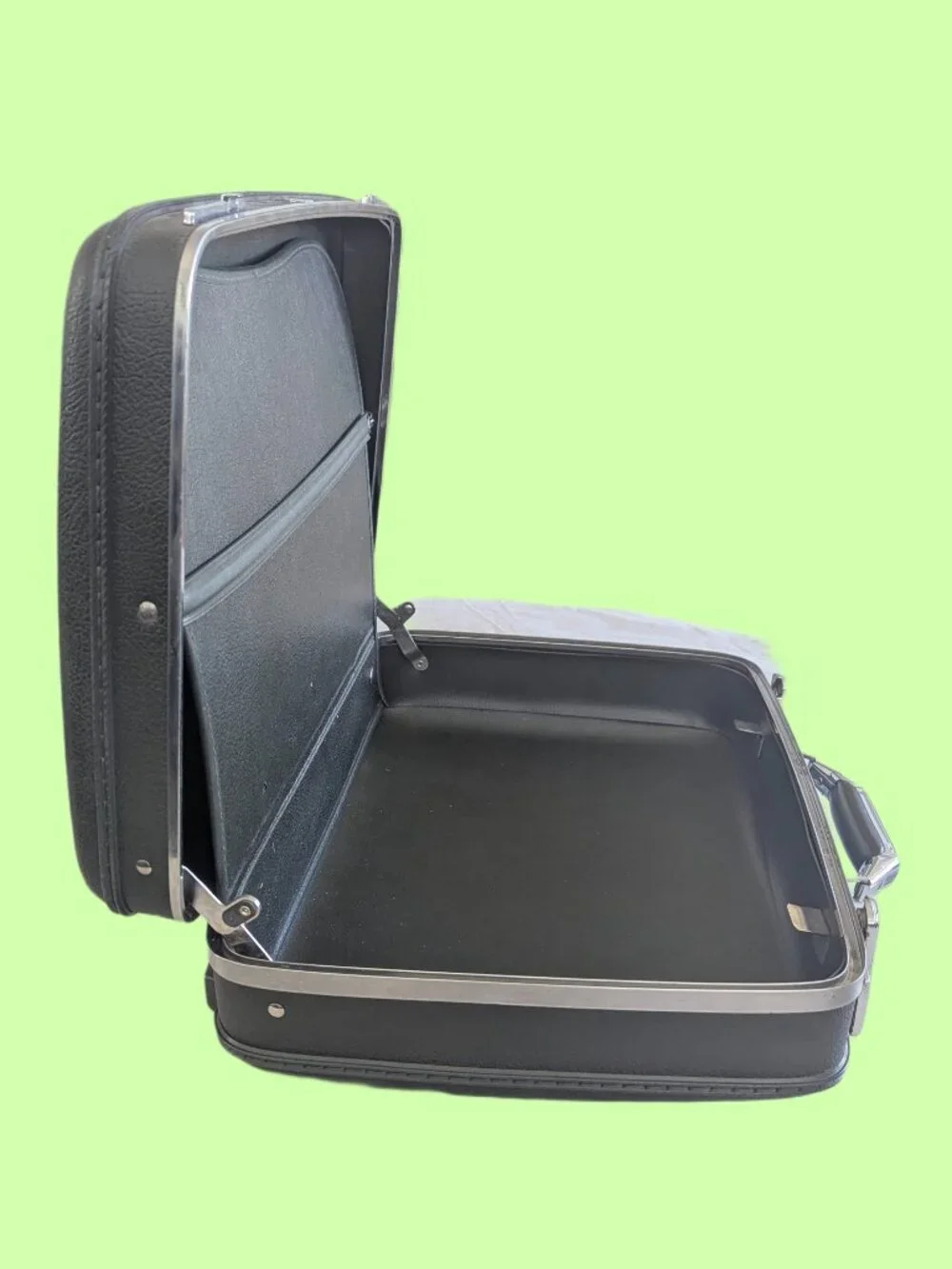 American Tourister vintage american