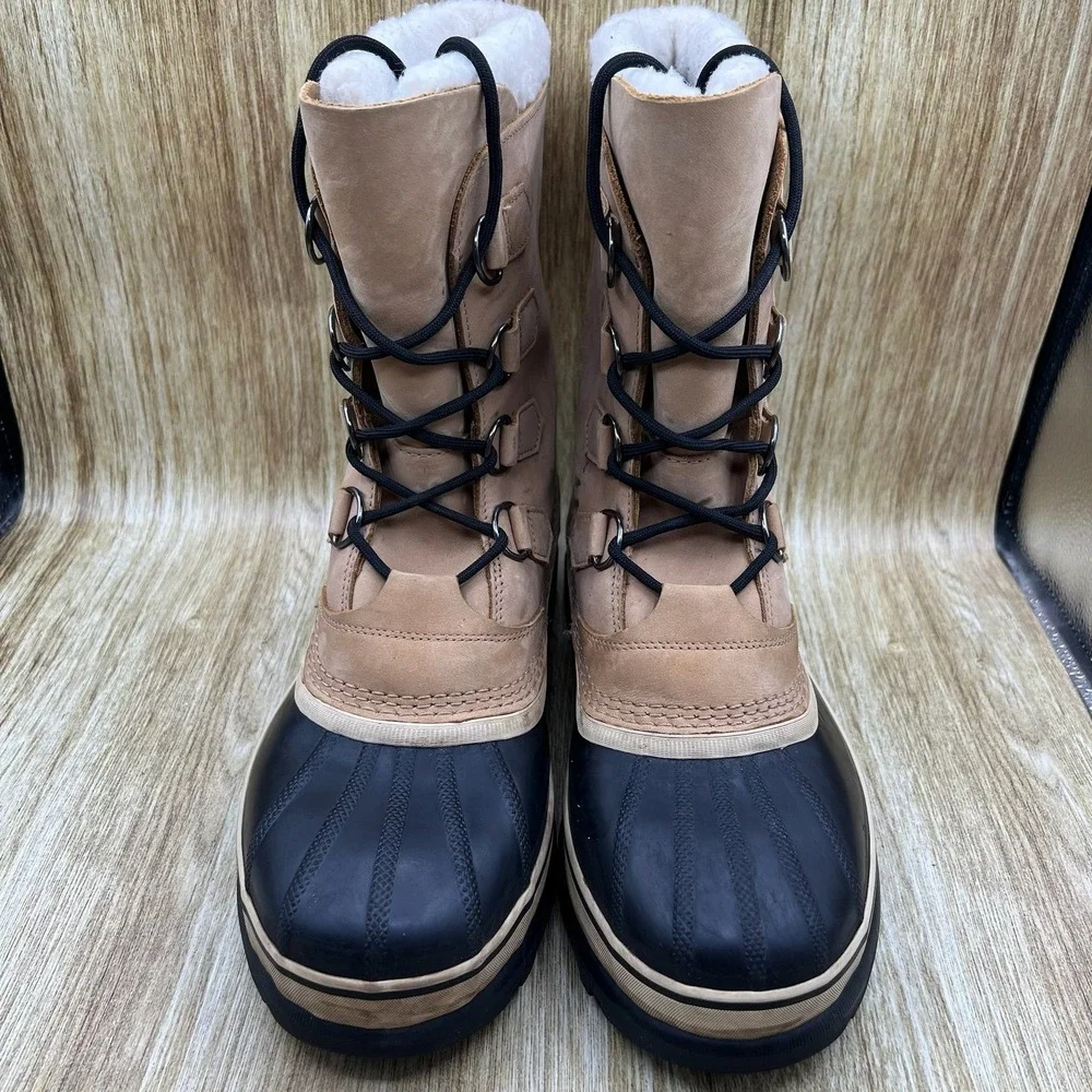 Sorel caribou snow