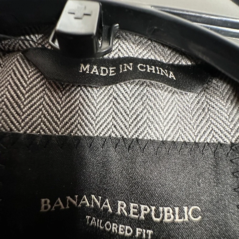 Banana Republic Blazer Mens 42R Gray Herringbone Tailored Fit Cotton Sport Coat