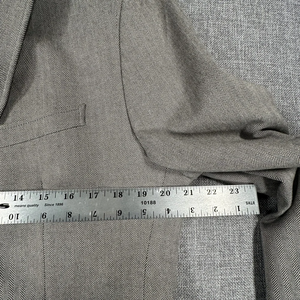 Banana Republic Blazer Mens 42R Gray Herringbone Tailored Fit Cotton Sport Coat