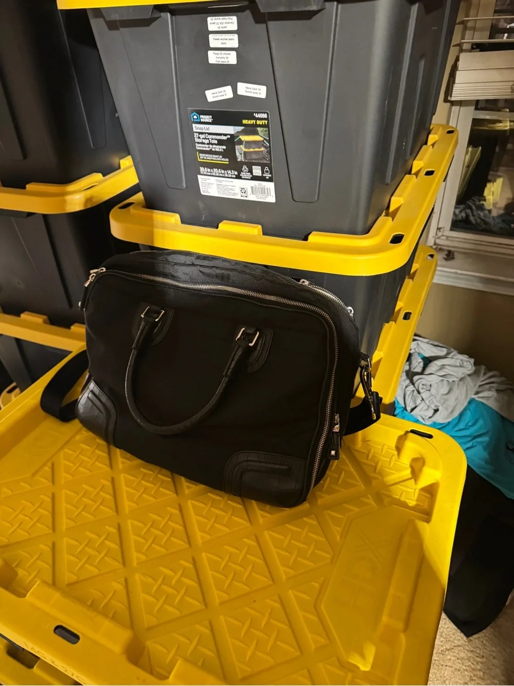 Tumi sleek laptop