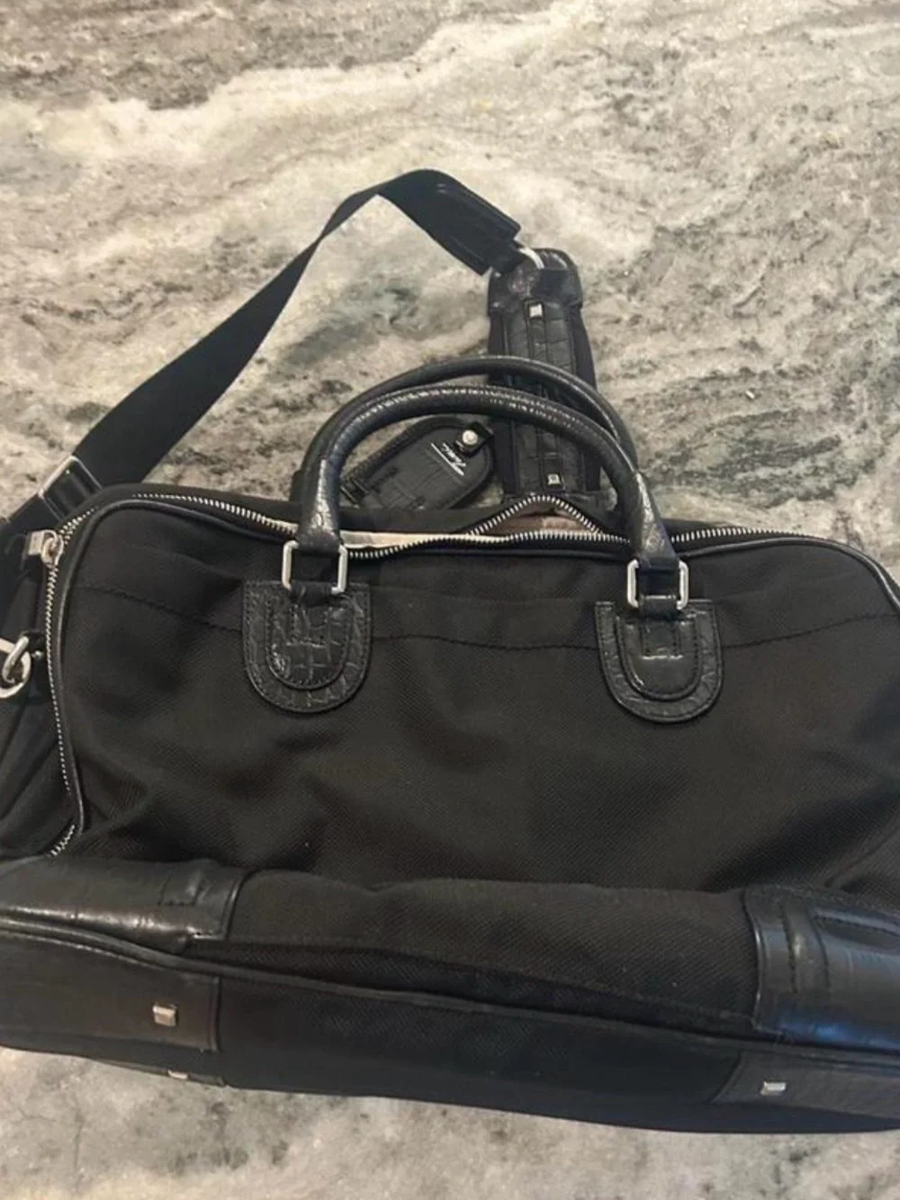 Tumi sleek laptop
