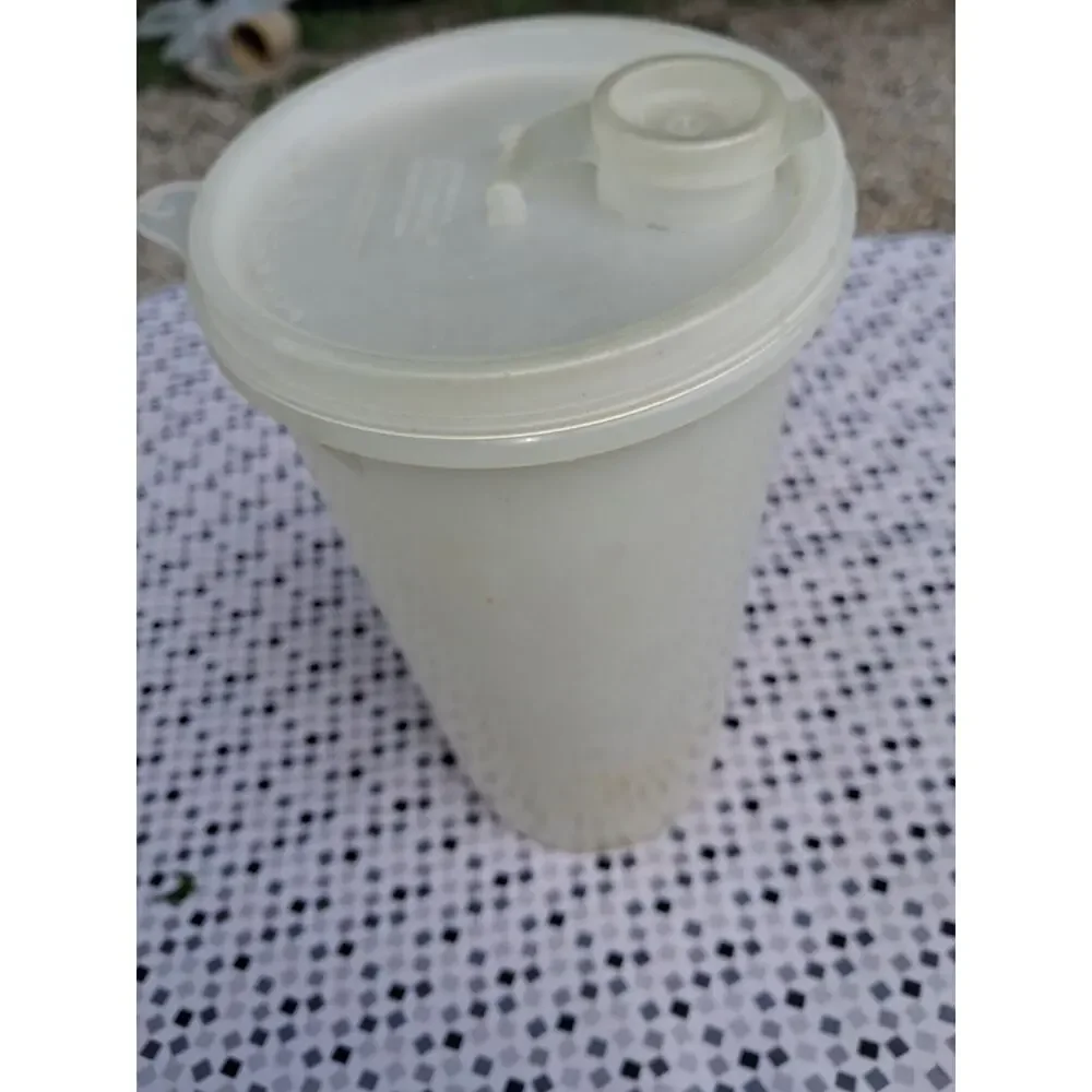 Tupperware this container