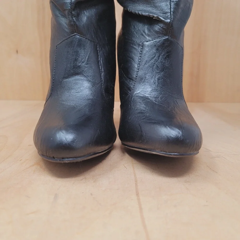 QUPID Women's Boots Size 6.5 Black Knee Hi Roll Down Tweed Pull Ons
