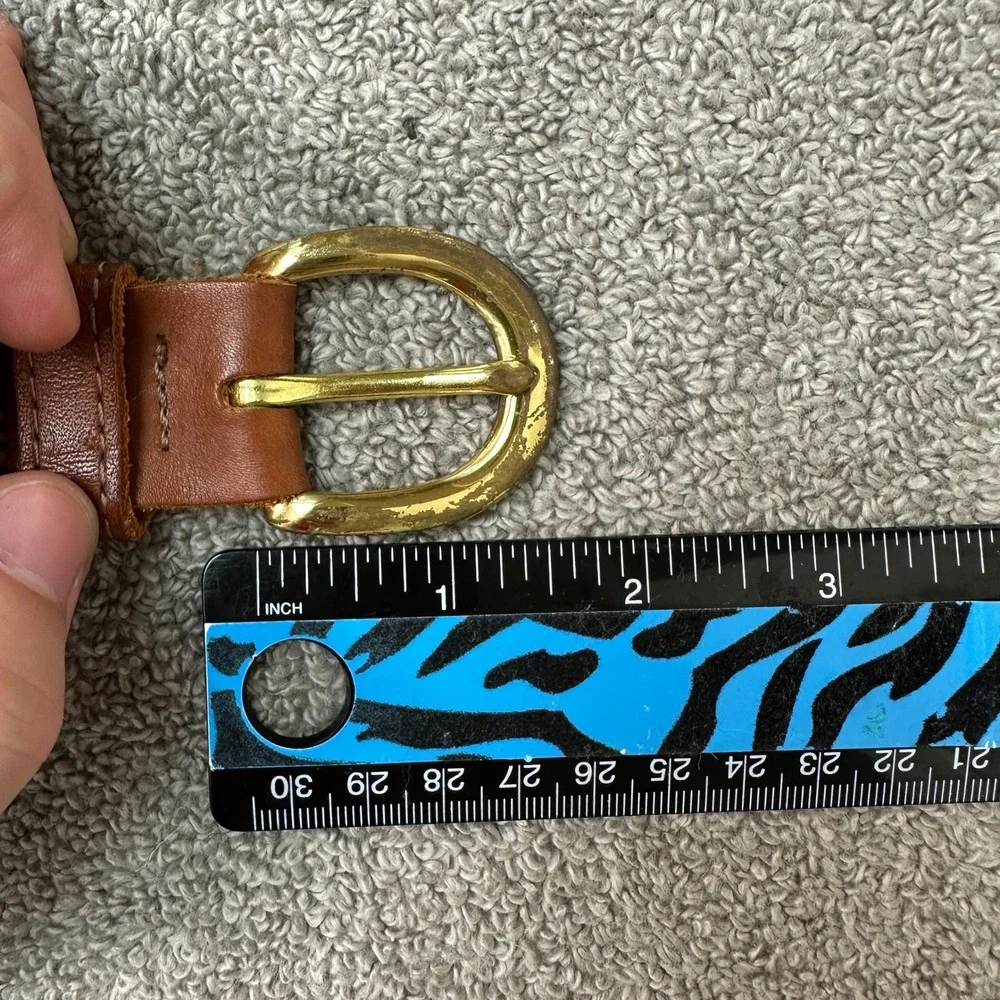 Preston canvas size accented