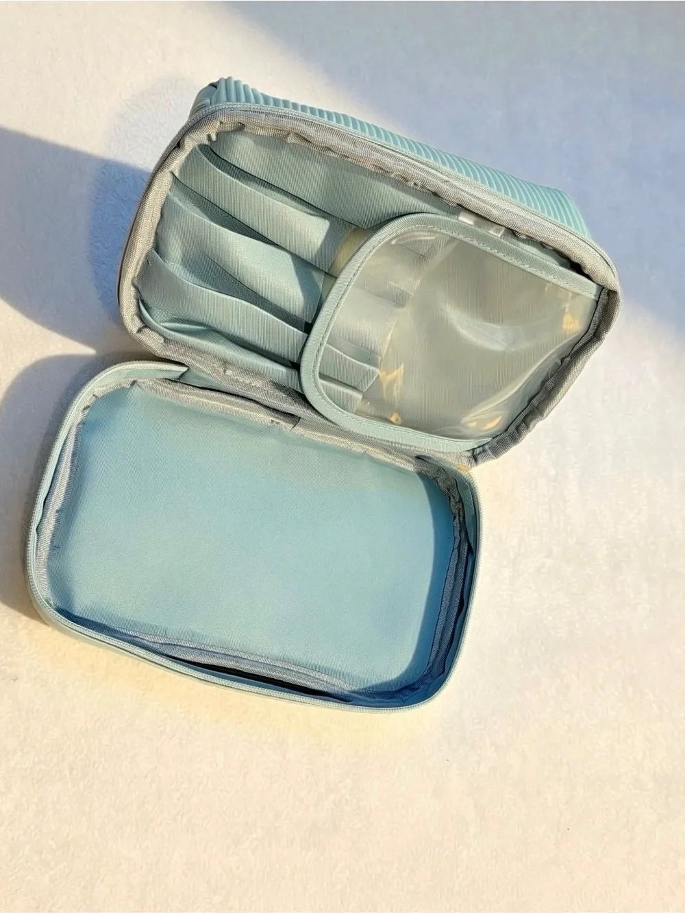 N/A compact mint