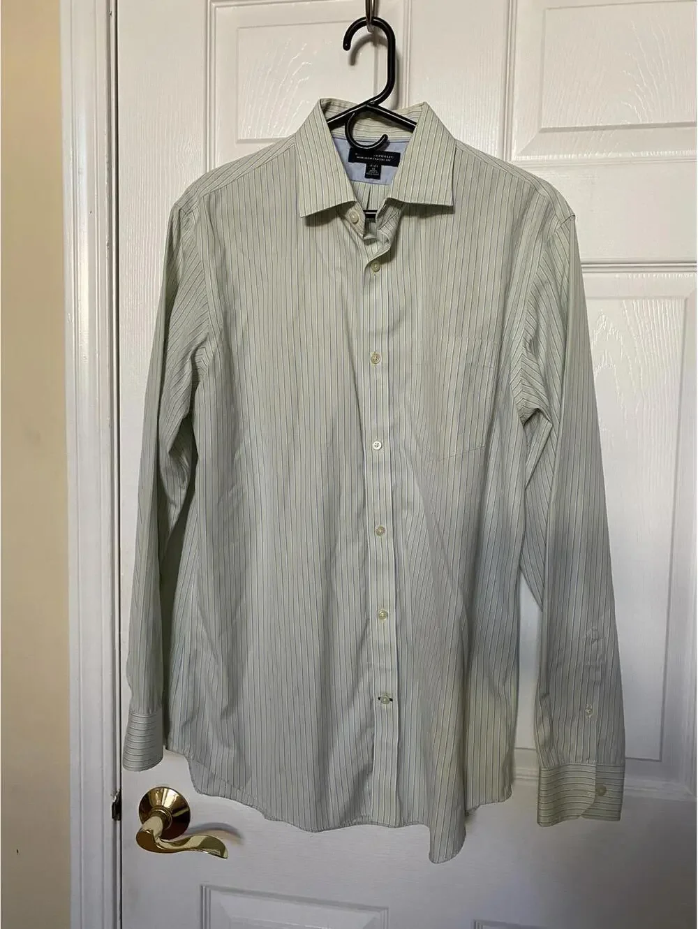 Banana Republic Non-Iron Classic Fit Dress Shirt Medium