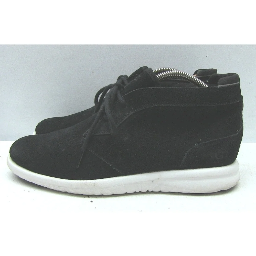 UGG step into