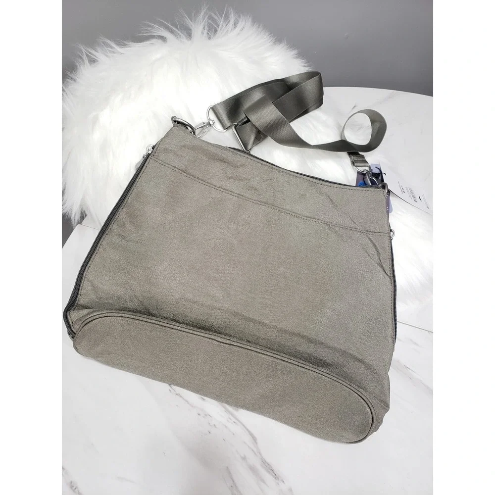 Baggallini brand new