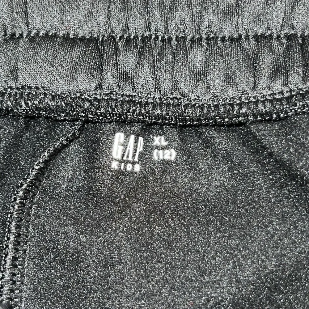 GAP kids black