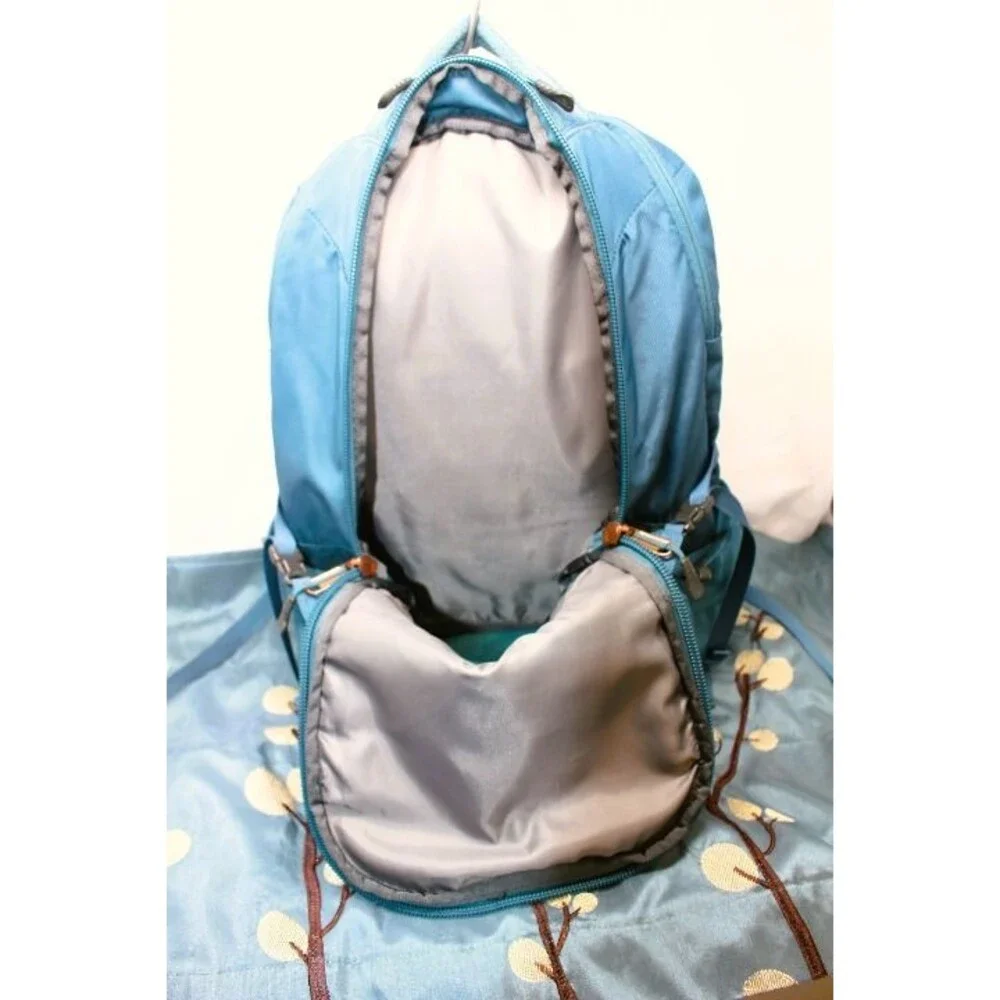 The North Face incredible smokey