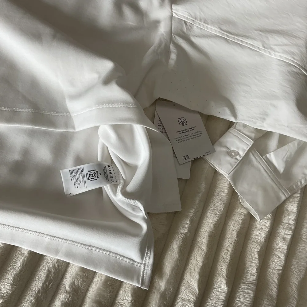 Athleta white crew