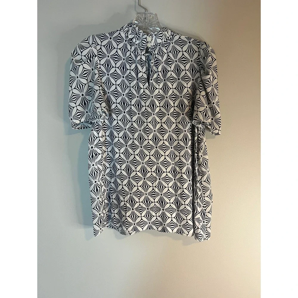 LOFT short sleeve