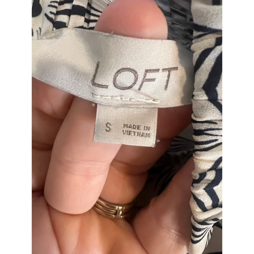 LOFT short sleeve