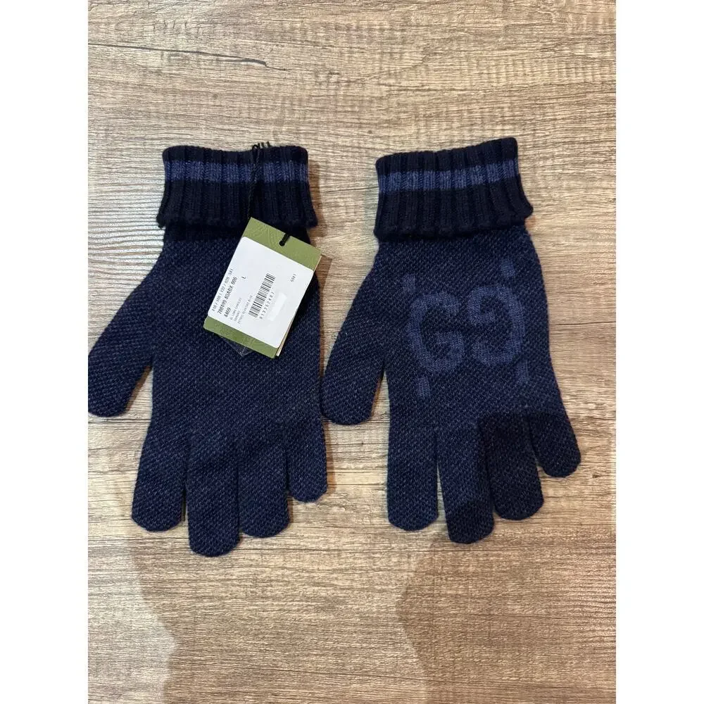 Gucci gloves are