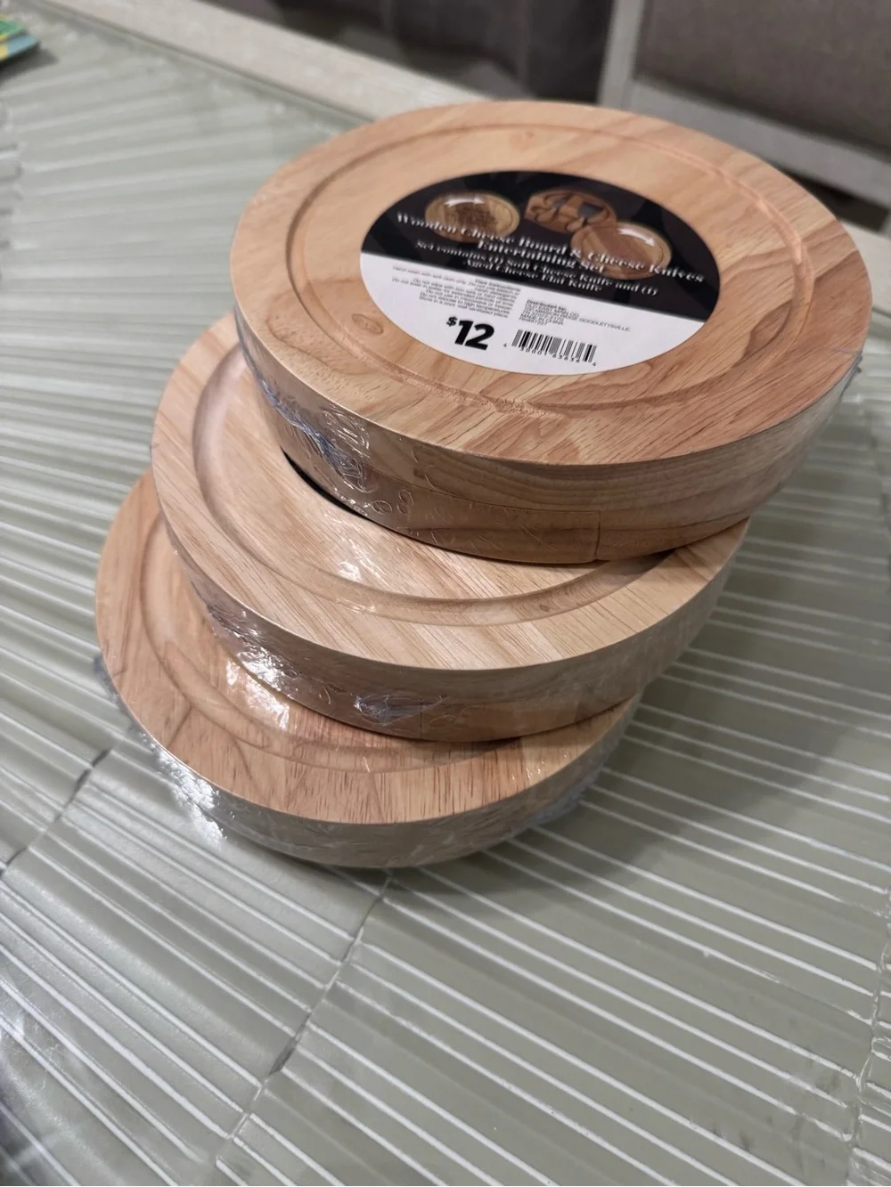 N/A round wooden