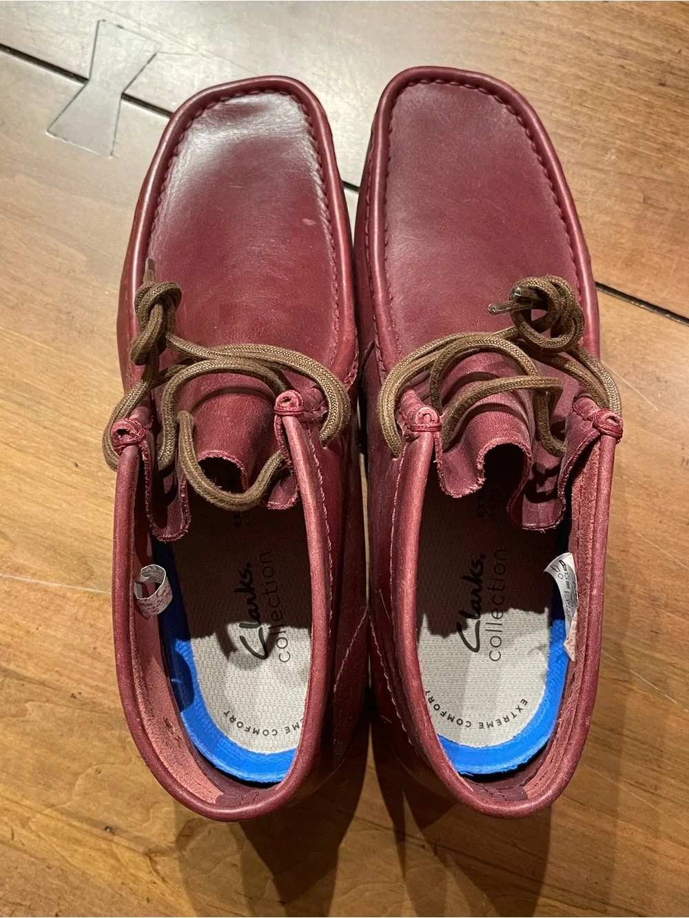 Clarks Men's Burgundy Leather Chukka Boots
