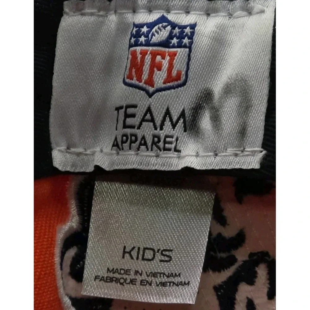 Team Apparel show your