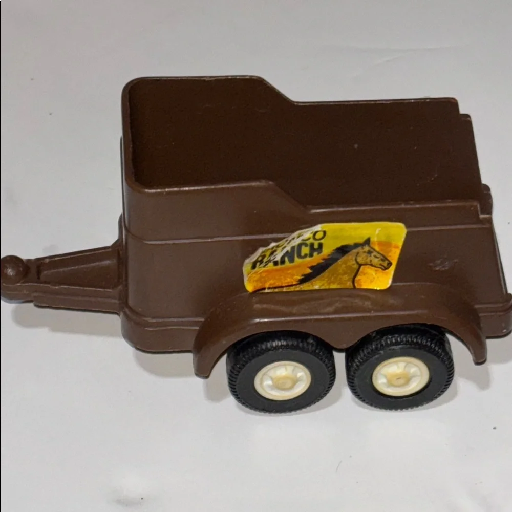 Tootsietoy Ford Bronco Ranch w/ Rodeo Team Trailer Black Brown Trailer only
