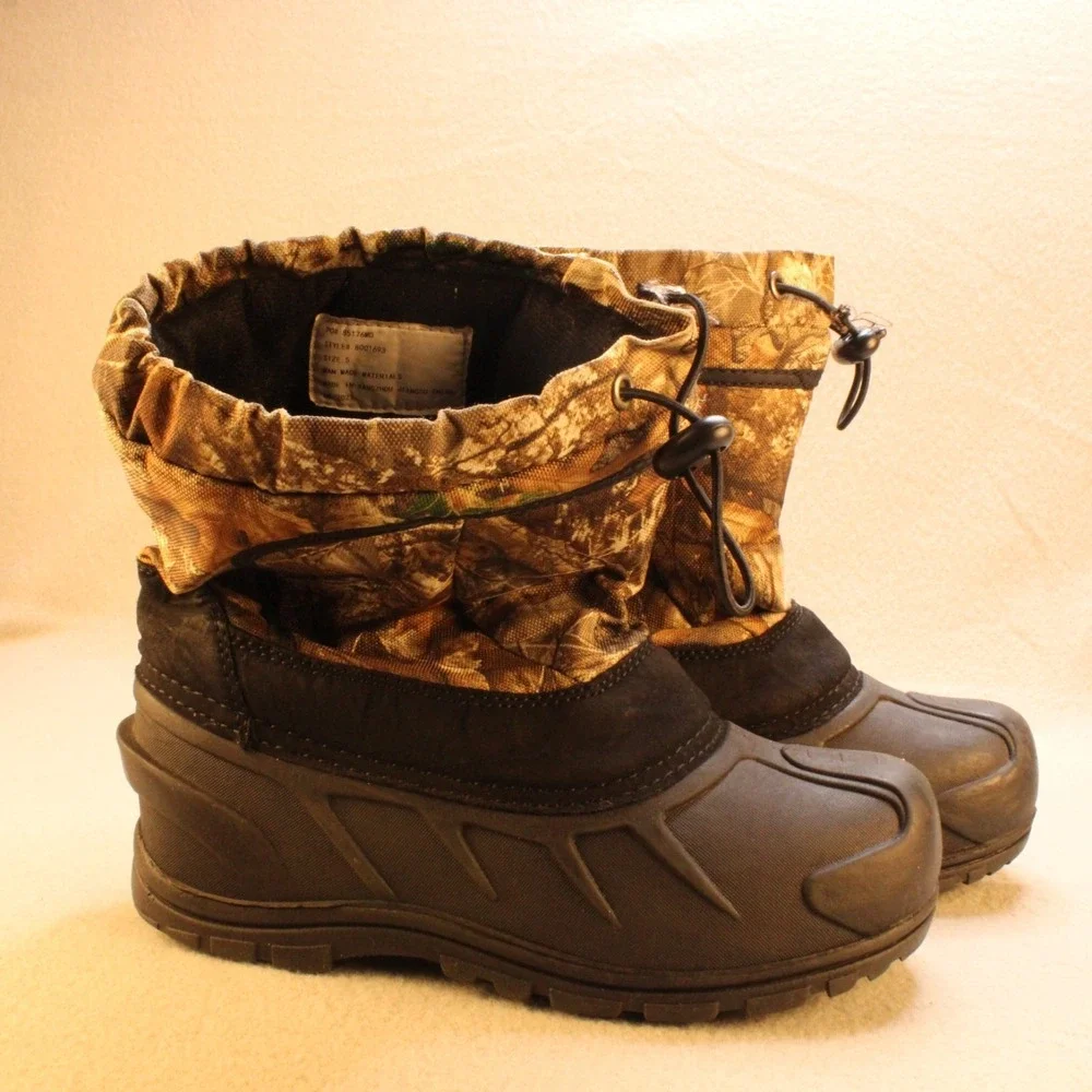 Itasca Youth 5 Realtree Camouflage Winter Snow Boots Waterproof Insulated