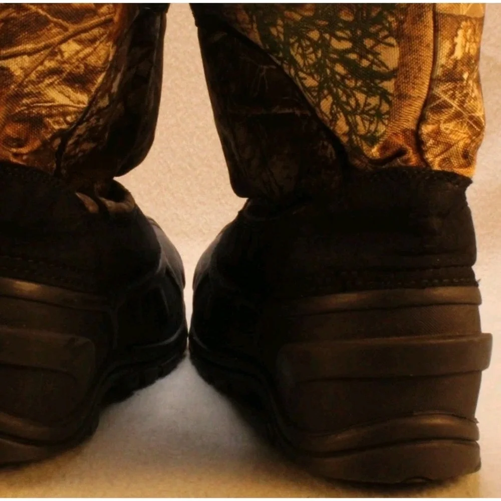 Itasca Youth 5 Realtree Camouflage Winter Snow Boots Waterproof Insulated